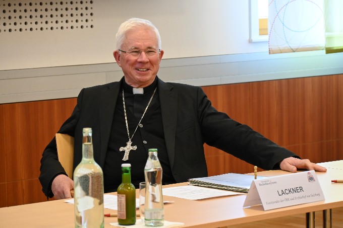 Erzbischof Franz Lackner, Vorsitzender der Bischofskonzerenz<br />
(c)Paul Wuthe Kathpress